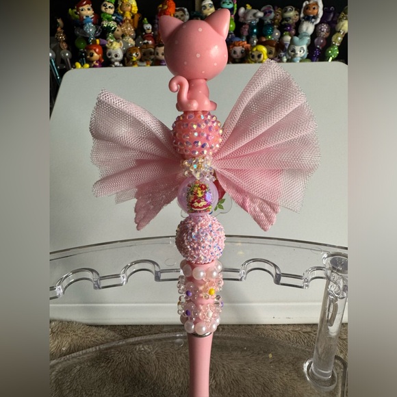 Strawberry Shortcake Custard the Cat Custom Retractable… - Picture 2 of 2